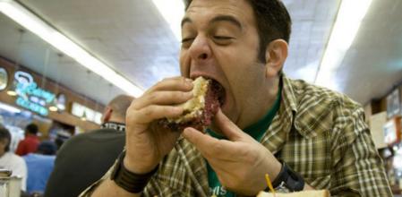 Abren expediente a Mediaset por emitir 'Crónicas carnívoras' en horario inadecuado