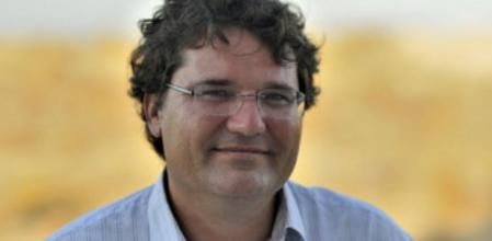 El licenciado en química y doctor en bioquímica y biología molecular, J. M. Mulet