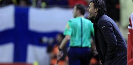 Luis Enrique se desgañita en la banda de Madrigal duranta la semifinal de la Copa del Rey