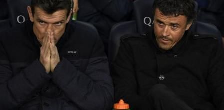 Luis Enrique y Unzué en el banquillo durante el clásico