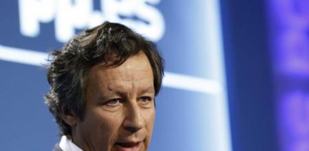 El vicesecretario de Organización del PP, Carlos Floriano, durante la rueda de prensa que ofreció tras la reunión del Comité Ejecutivo Nacional del partido