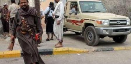Un voluntario tribal del sur de Yemen, movilizado para la defensa de la ciudad de Adén