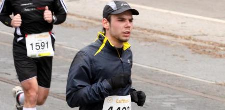 Andreas Lubitz en la media maratón de Frankfurt el 14 de marzo de 2010