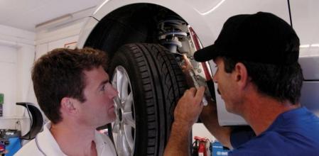 Los amortiguadores deben ser revisados cada 20.000 kilómetros