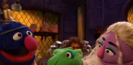 Daenerys pierde el trono de hierro en esta parodia de 'Juego de tronos'.