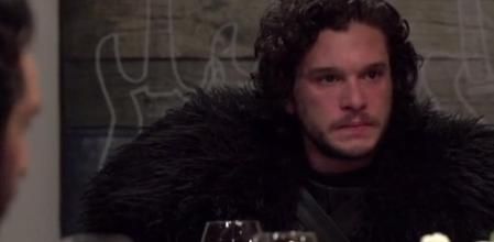 Kit Harington de 'Juego de tronos' en el 'late night' de Seth Meyers.