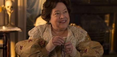 Kathy Bates en una imagen de 'American horror story: Coven'.