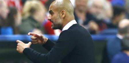 Pep Guardiola se rasgó el pantalón durante el partido ante el Oporto