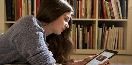 Los libros interactivos buscan incorporar contenidos que van más allá del papel impreso