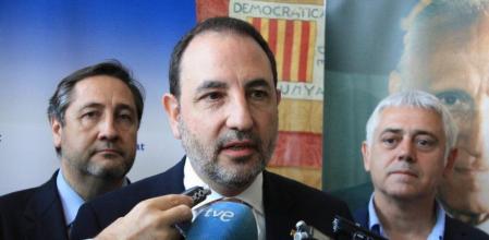 Ramon Espadaler, dirigente de Unió Democràtica, atiende a la prensa