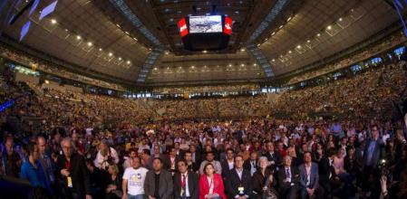 Acto organizado conjuntamente por la ANC, Òmnium Cultural y la Asociación de Municipios por la Independencia (AMI)