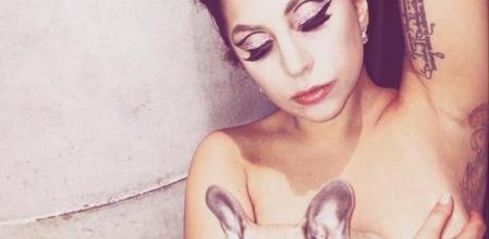 Lady Gaga y su perro
