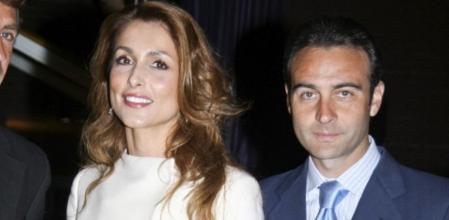 Enrique Ponce, junto a su mujer Paloma Cuevas