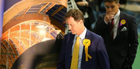 Nick Clegg, decepcionado tras los primeros sondeos