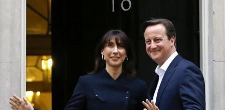 David Cameron y su mujer Samantha seguirán residiendo en el número 10 de Downing Street