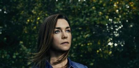 Julianne Nicholson tiene pendiente de estreno 'Black mass' con Johnny Depp y Dakota Johnson.