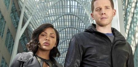Meagan Good y Stark Sands, protagonistas de la serie 'Minority report'.