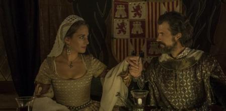 Rodolfo Sancho y Silvia Alonso en el rodaje de 'La corona partida'.