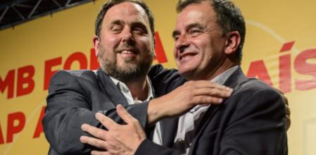 Oriol Junqueras y Alfred Bosch, durante el acto del 24M de ERC en el Centre Cultural del Born de Barcelona