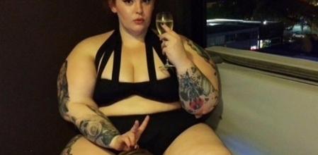 Tess Holliday, en su perfil de Instagram con su enamorado novio