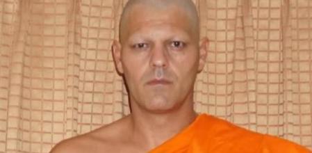 Frank Cuesta se hace monje tibetano