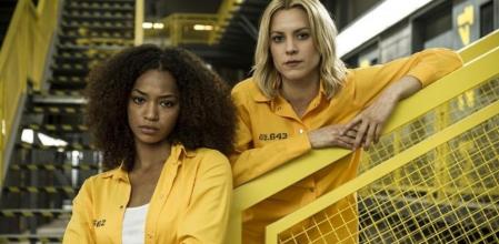 Berta Vázquez y Maggie Civantos en 'Vis a vis'.