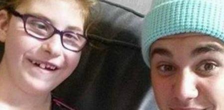 Justin Bieber con su fan, Maria Kramer