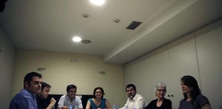 Colau en un momento de su reunión con Sànchez y Casals en la sede de la ACN