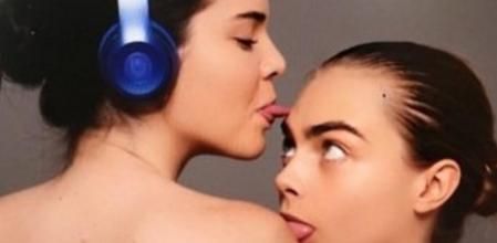 Kendall Jenner y Cara Delevingne en Instagram