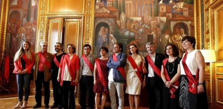 Los diez regidores de Barcelona Comú acompañaron a Ada Colau en la investidura