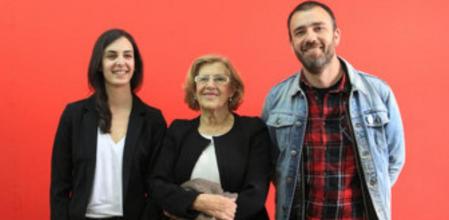 Manuela Carmena junto a Rita Maestre y Nacho Murgui.