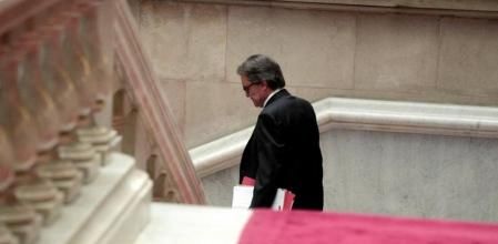 Artur Mas gestionó desde el Parlament los últimos minutos de vida de CiU