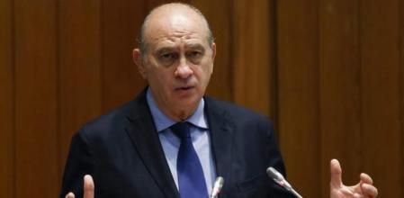 El ministro del Interior, Jorge Fernández Díaz, durante su intervención hoy en la inauguración de la reunión de directores de Centros Penitenciarios y de Centros de Inserción Social (CIS) de España.