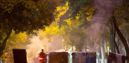 Las calles de Atenas han amanecido con barricadas el día del referendum