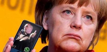 Uno de los memes publicados en Twitter este lunes con motivo de la dimisión del primer ministro de finanzas griego, Yanis Varufakis