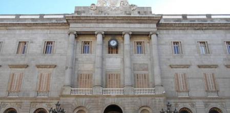 Fachada del Ayuntamiento de Barcelona, en la plaza Sant Jaume