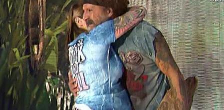 El plató de ¿Supervivientes¿ se vuelca con la llegada de Fortu