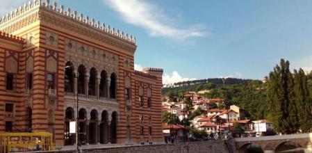 La Biblioteca Nacional de Sarajevo, este junio