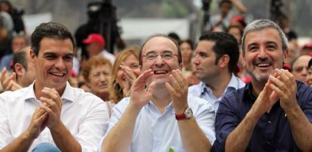 Pedro Sánchez, Miquel Iceta y Jaume Collboni, el pasado mes de septiembre en la fiesta de la rosa del PSC en Gavà