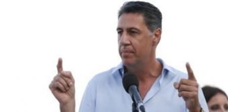 El candidato del PP a las elecciones autonómicas, Xavier Garcia Albiol, en el acto celebrado en Castelldefels (Barcelona),