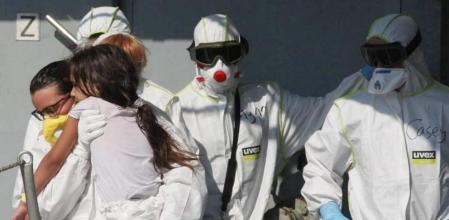 Las 370 personas salvadas del naufragio en las costas de Libia llegan a Italia