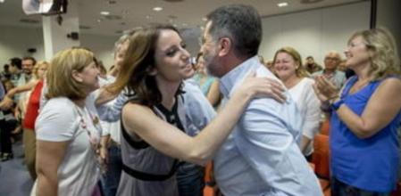 La vicesecretaria de Estudios y Programas del PP, AndreaLevy, a su llegada a un acto con cargos del partido de la Comunitat Valenciana, en la que también ha participado la presidenta del PPCV, Isabel Bonig.