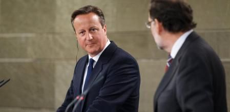 Mariano Rajoy y David Cameron comparecen juntos ante los medios de comunicación tras reunirse en le Palacio de la Moncloa
