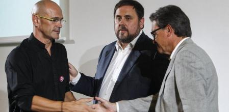 Romeva, Mas y Junqueras presentaron juntos el programa electoral de Junts pel Sí en el CCCB de Barcelona
