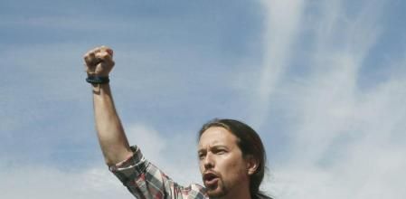 El secretario general de Podemos, Pablo Iglesias, durante su participación en un acto de campaña de la candidatura Catalunya Sí que es Pot celebrado en la Rambla del Carmel