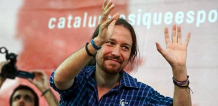 El líder de Podemos, Pablo Iglesias, durante su intervención en el acto de campaña celebrado hoy en Sant Boi de Llobregat