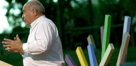 El cabeza de lista de Catalunya Sí que es Pot, Lluís Rabell, durante su participación en un acto de campaña celebrado en Sant Boi