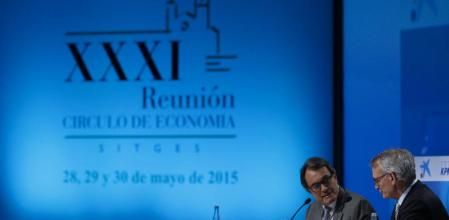 Artur Mas y Antón Costas durante su animado intercambio de opiniones en la última reunión de Sitges del Cercle d¿Economia.