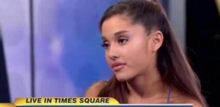 Ariana Grande pide perdón en televisión