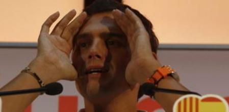 El presidente de Ciudadanos (C's), Albert Rivera, durante su participación en un acto de campaña en Castelldefels.